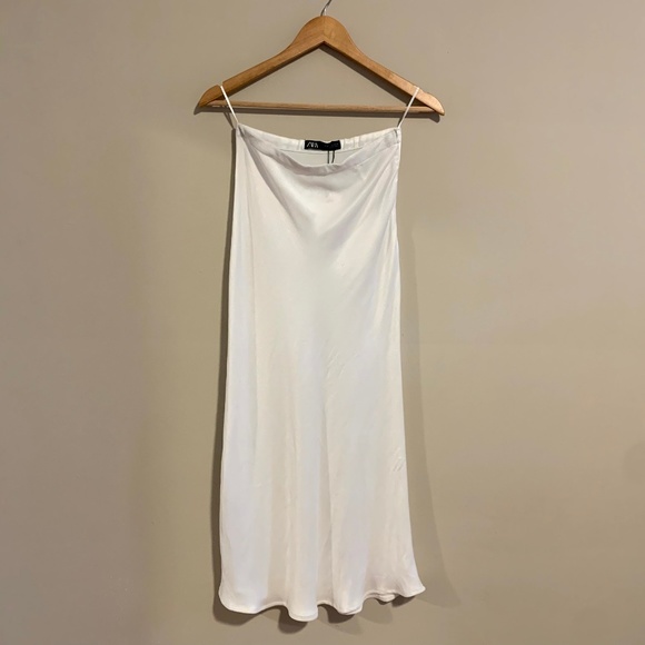 zara white satin skirt